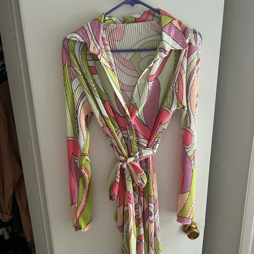 Groovy patterned dress!